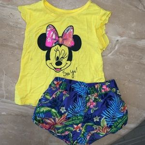 Gap Girls Size 5 Disney Minnie Mouse Short Set